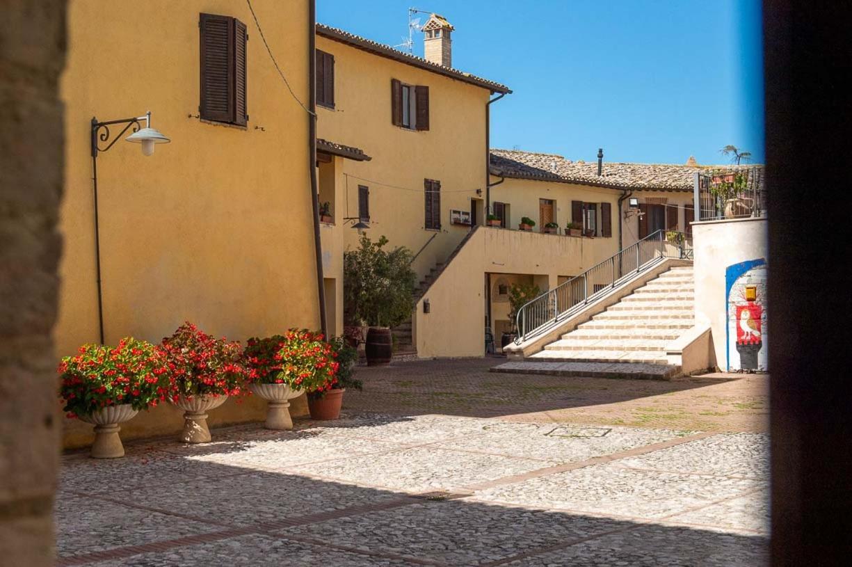 Bed and Breakfast Torre Della Botonta Castel Ritaldi Экстерьер фото