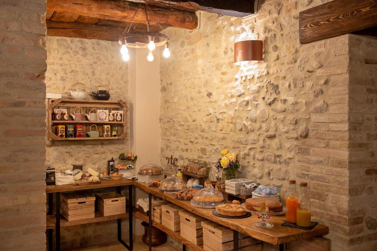 Bed and Breakfast Torre Della Botonta Castel Ritaldi Экстерьер фото