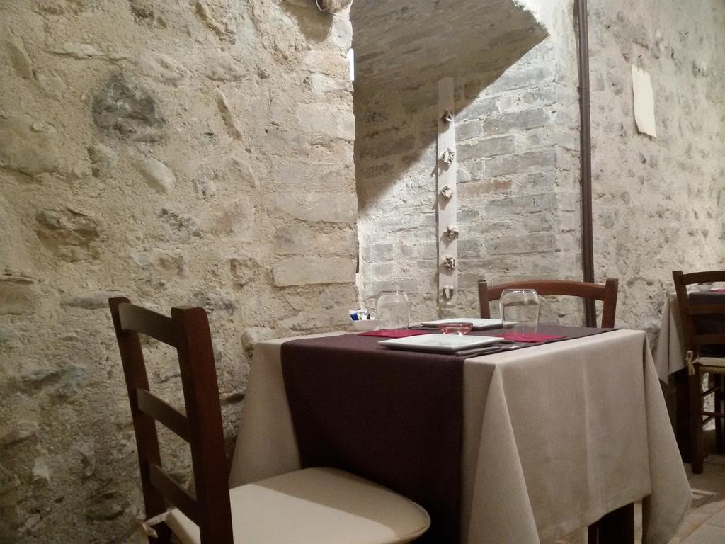 Bed and Breakfast Torre Della Botonta Castel Ritaldi Экстерьер фото