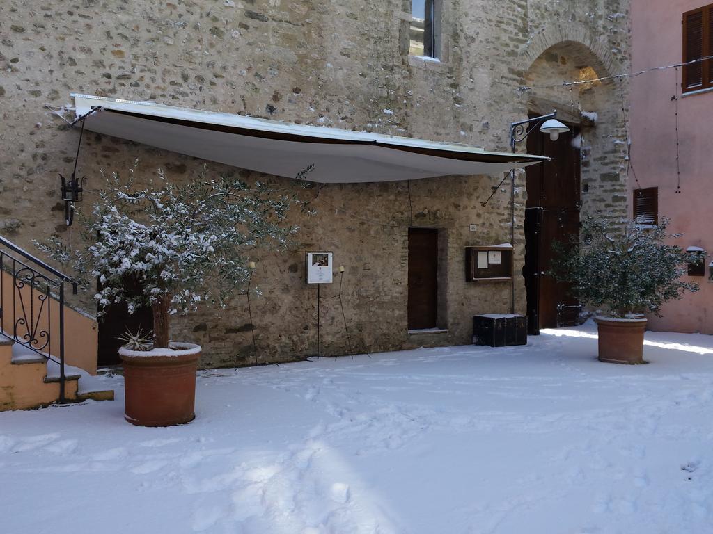 Bed and Breakfast Torre Della Botonta Castel Ritaldi Экстерьер фото
